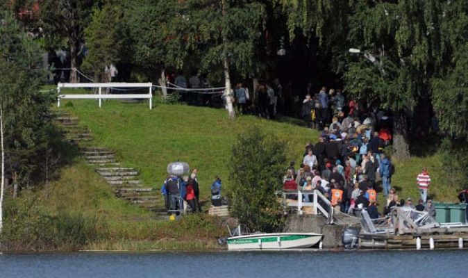 Informativo 24h - Los supervivientes vuelven a Utoya para recordar a las víctimas de la masacre del 22 de julio