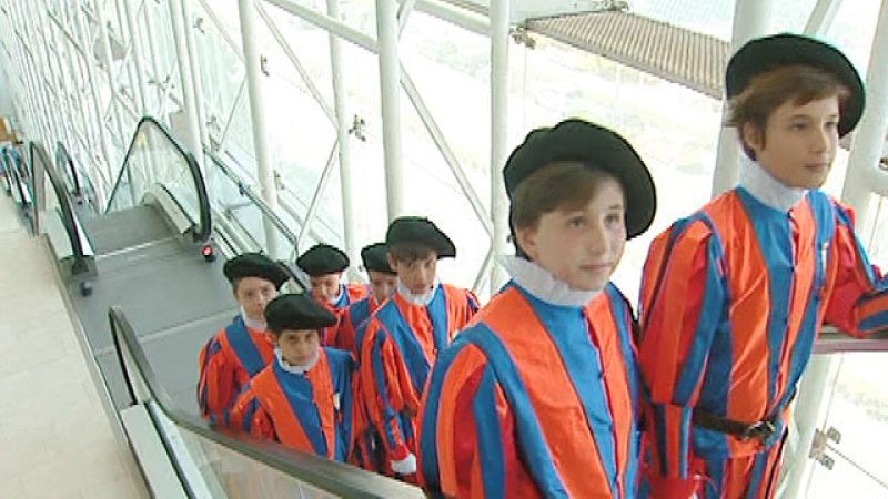 Pequeños guardianes de su santidad el Papa