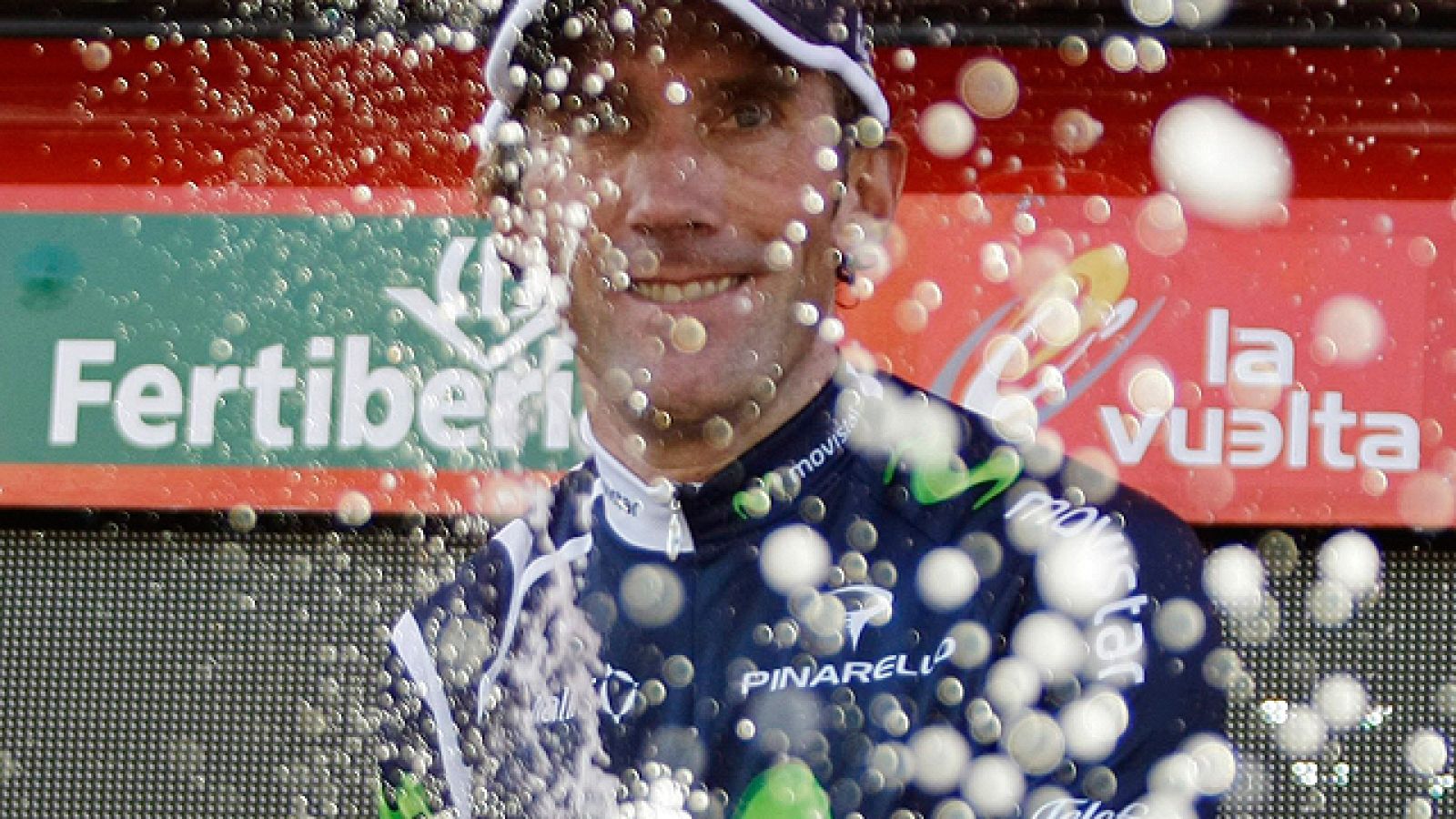 El equipo Movistar vivirá en esta cuarta etapa de la Vuelta a España 2011 una jornada agridulce. Dulce porque en sus filas está el líder de la carrera, Pablo Lastras, y sería muy bonito salir de la estación invernal granadina conservando el maillot r
