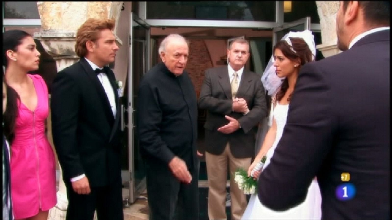 Eva Luna - Capítulo 41 - Jackie descubre la verdad sobre Marisol, pero no llega a tiempo de contárselo a Francisco - Ver ahora