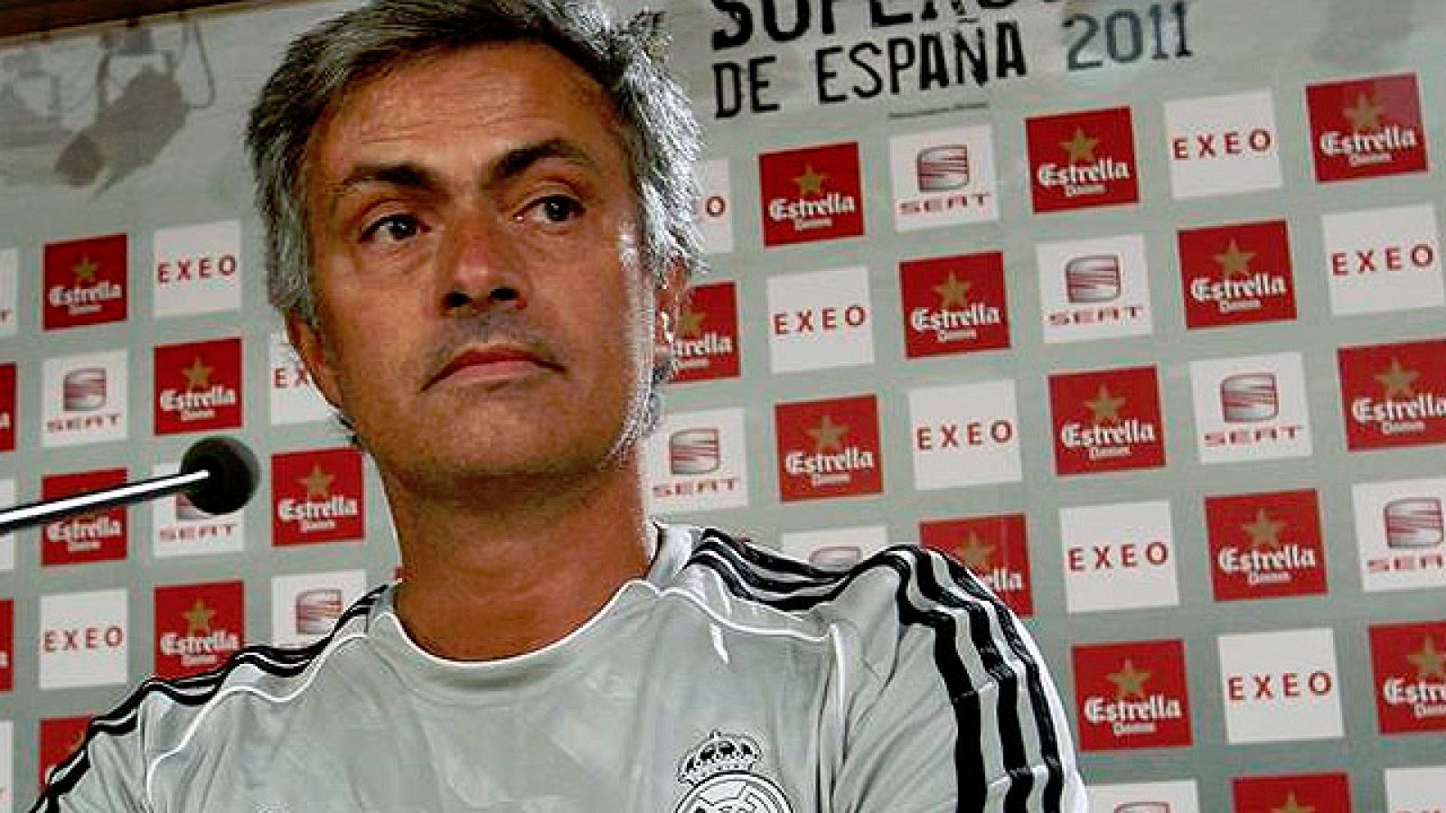 El entrenador del Real Madrid ha asegurado en un comunicado que no se va del equipo blanco, desmintiendo los rumores que apuntaban a su posible marcha.