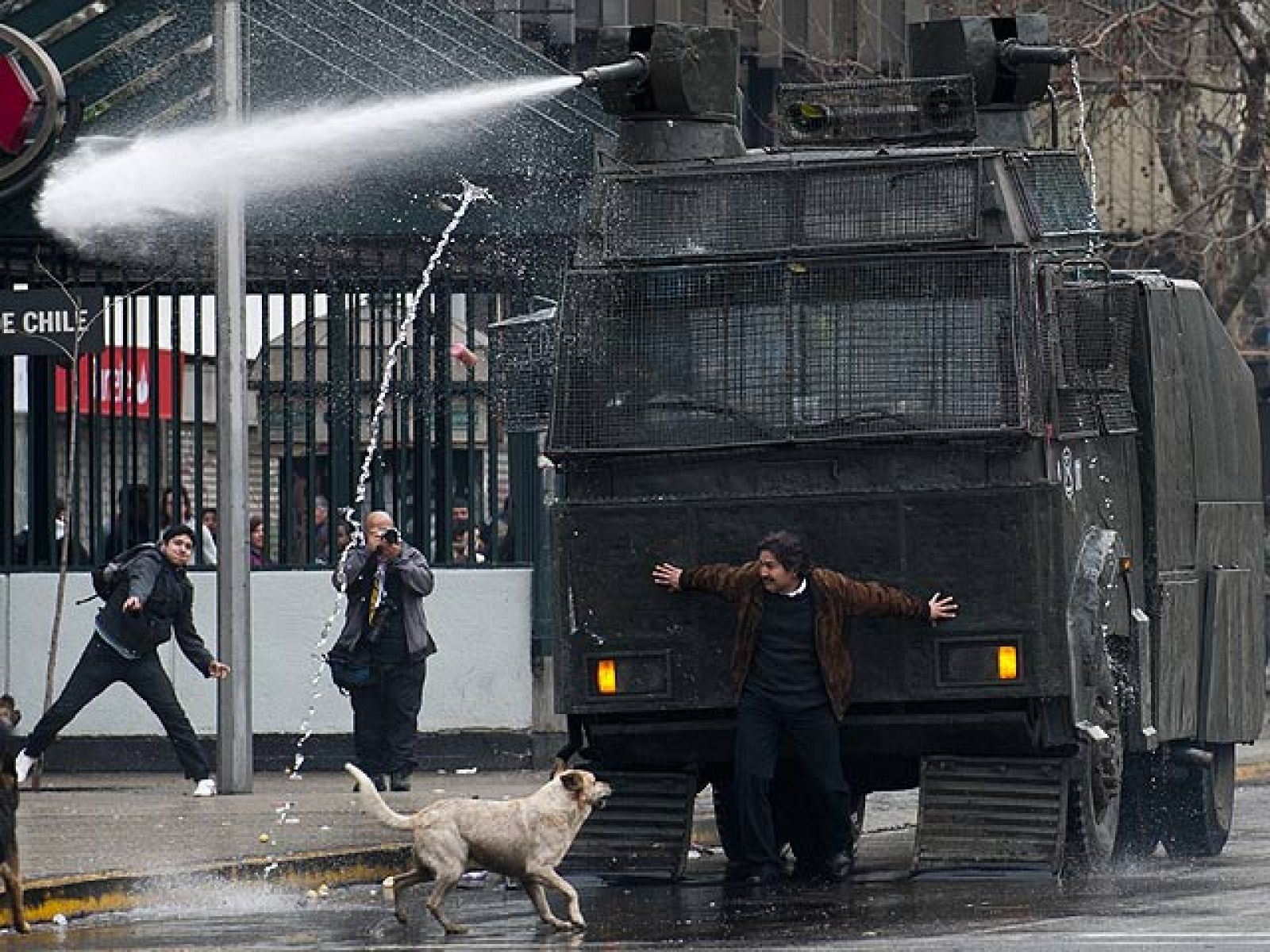 Primera jornada de huelga general en Chile - Informativo 24h | Ver