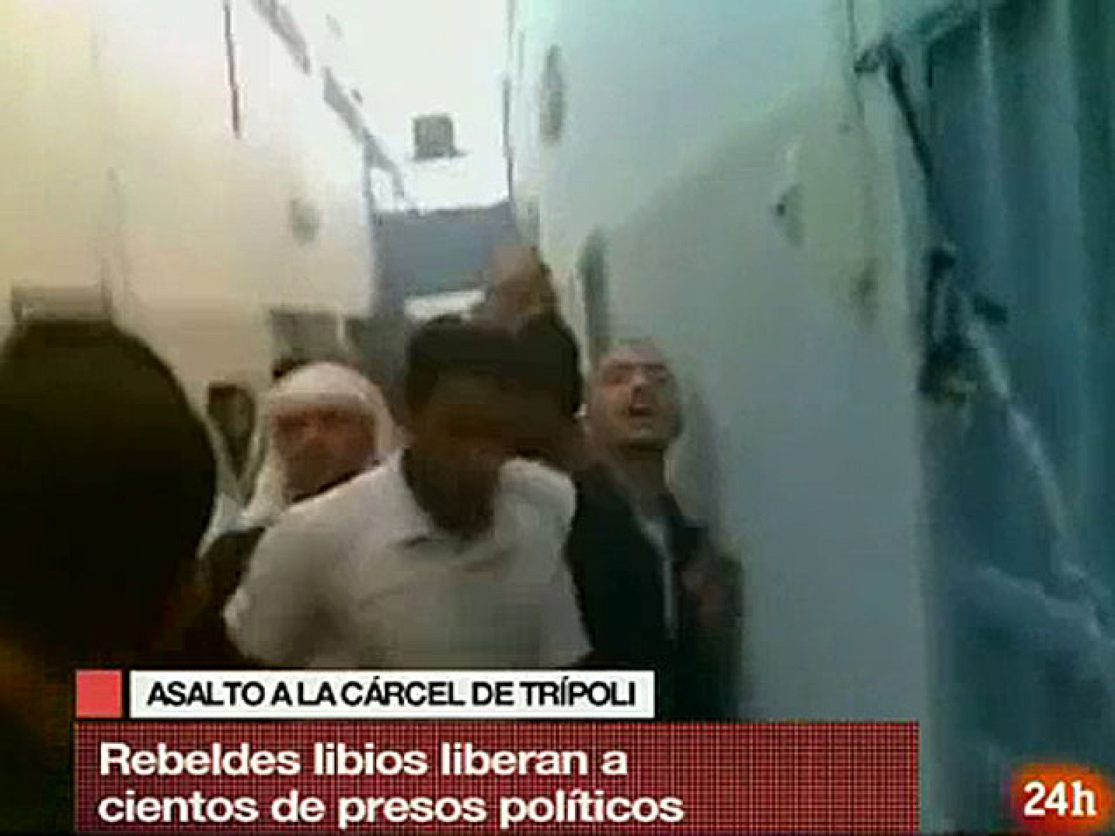 Rebeldes libios asaltan la cárcel de Abu Salim