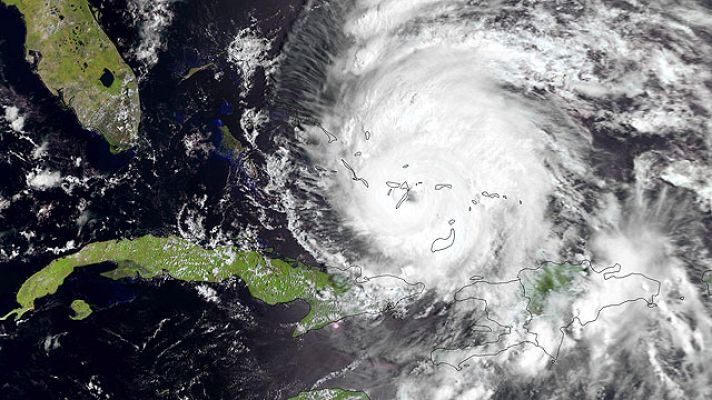 Informativo 24h - Cinco estados de Estados Unidos en alerta ante la llegada del huracán 'Irene'