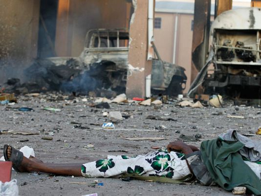 Telediario 1 - AI denuncia abusos en Libia