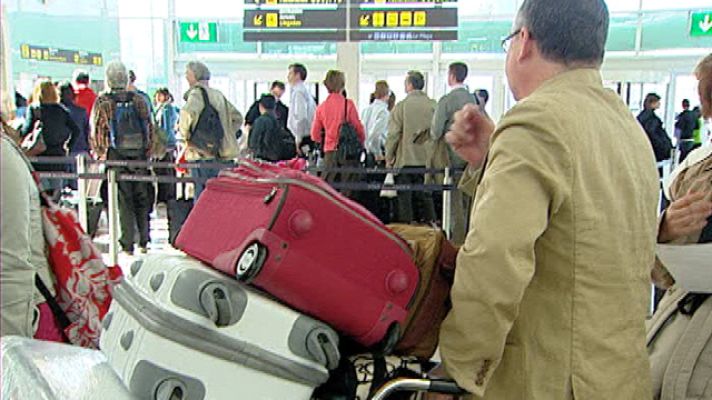 Telediario 1 - Maletas puerta a puerta