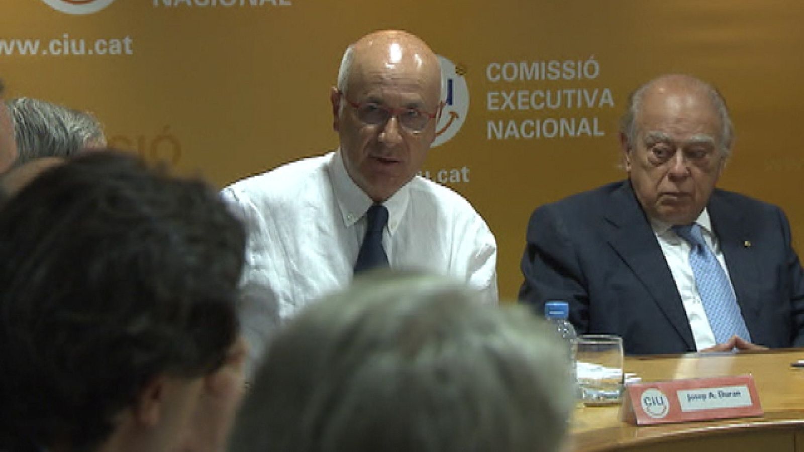 Tanto el PNV como CiU quieren que los cambios en la Constitución no se limiten al déficit