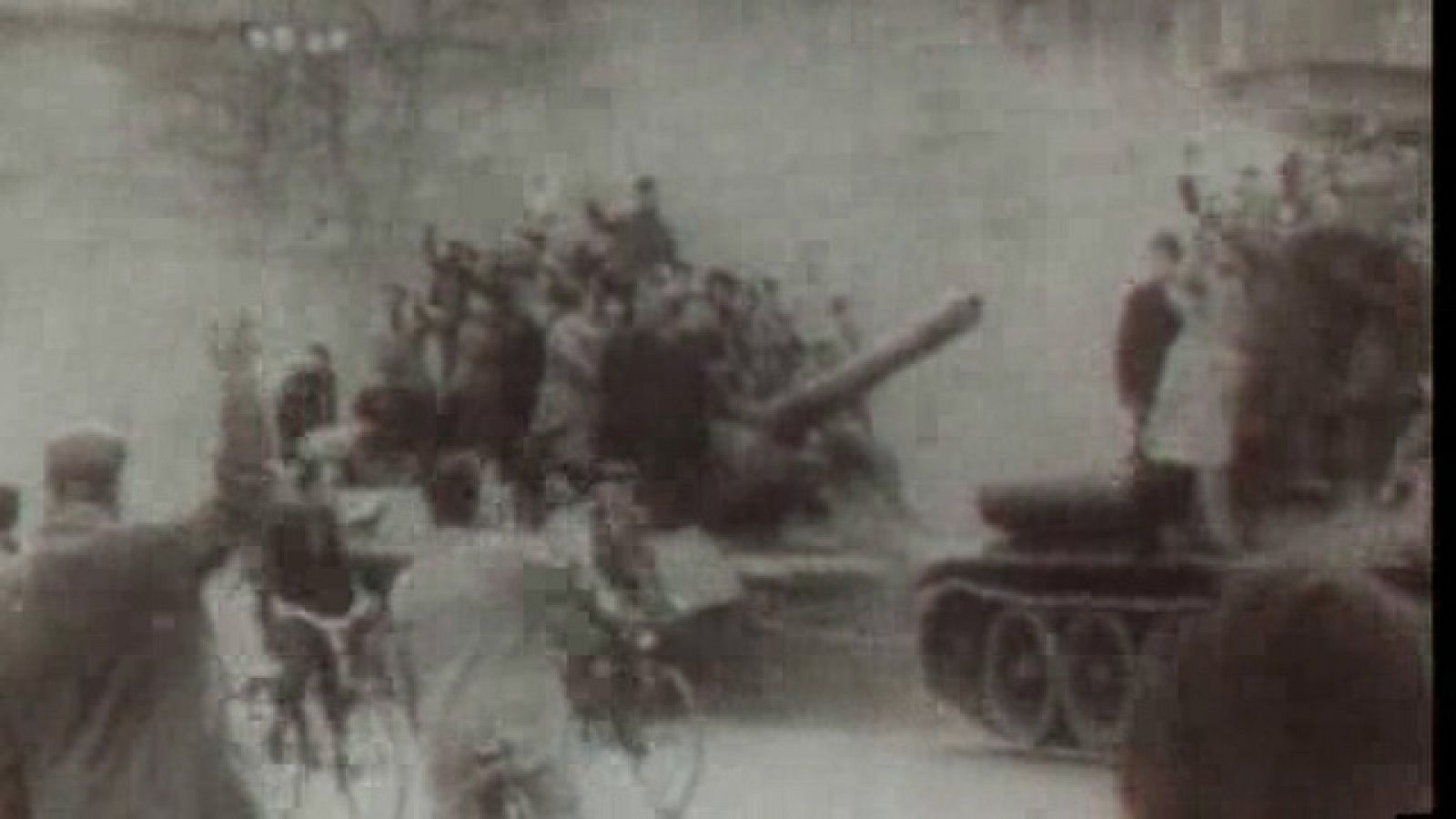 Alzamiento popular en 1956 en Hungría - Fue noticia en el Archivo de RTVE | Ver