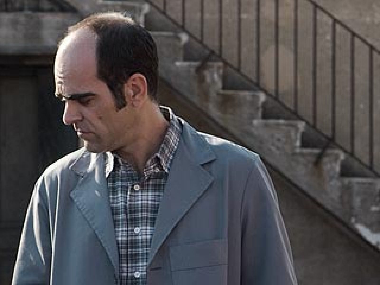 'Mientras duermes' - Luis Tosar es César