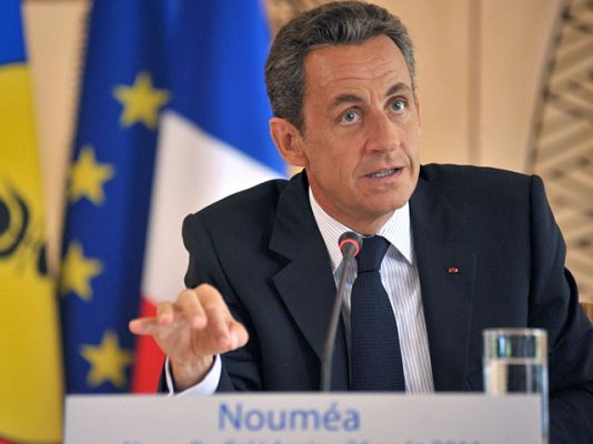 Telediario 1 - Sarkozy y el escándalo Bettencourt
