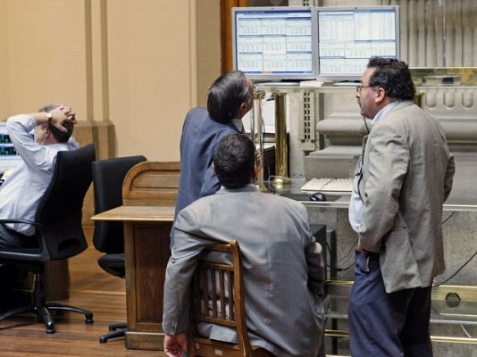 Informativo 24h - Mes de pérdidas en las bolsas