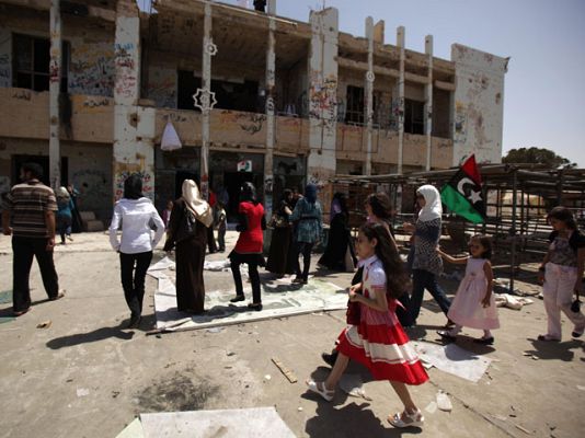 Telediario 1 - Torturados en Trípoli