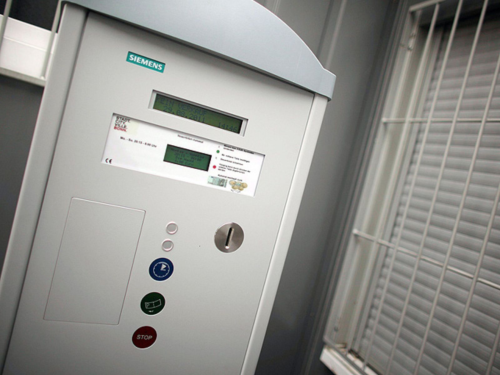 Las autoridades de Bonn instalan 'parquímetros' para las prostitutas que trabajan en la calle | Ver