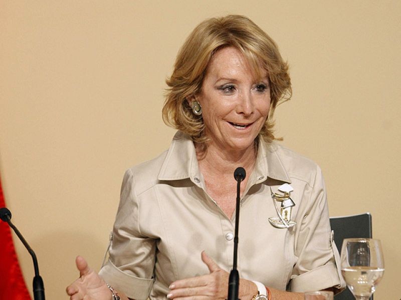 Esperanza Aguirre confia en que no haya huelga de profesores