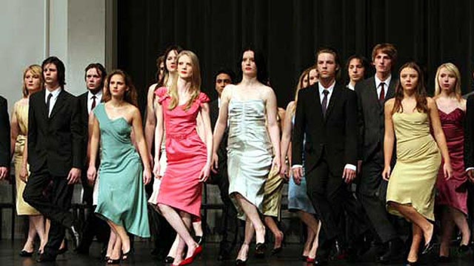 Días de cine: Tráiler de Dancing dreams'