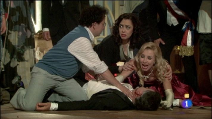 Amar en tiempos revueltos - La muerte a escena - 1ª parte