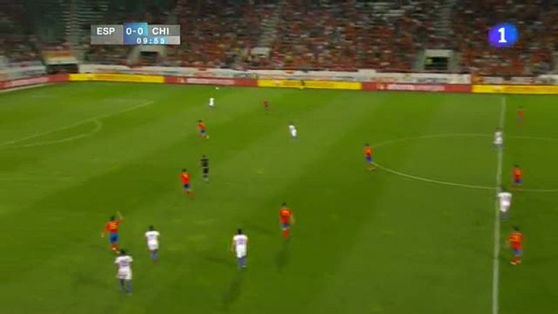 Isla adelanta a Chile (0-1)