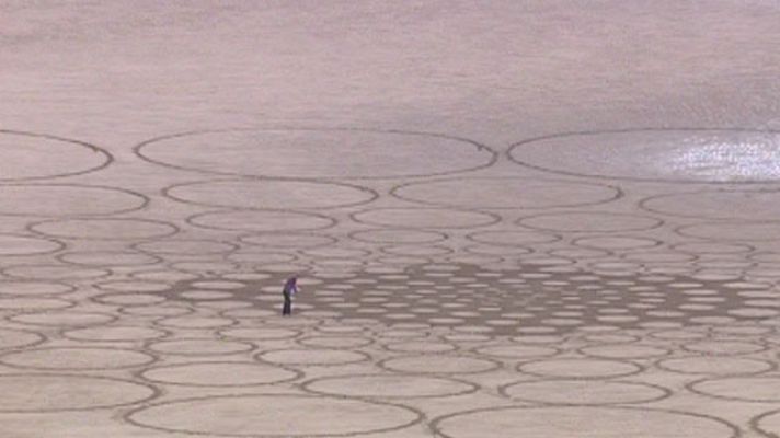 Telediario 1 - Arte efímero en la arena