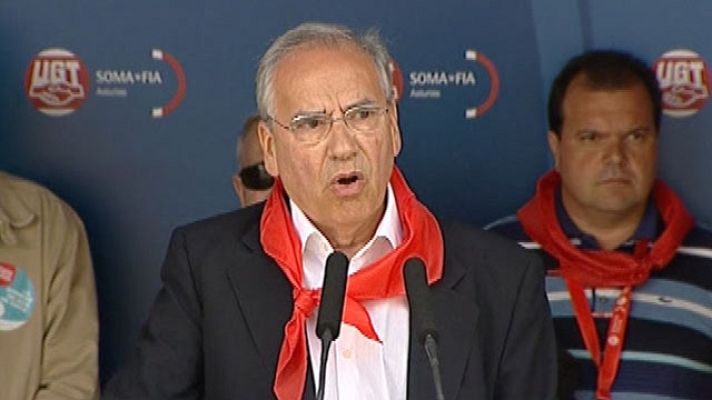 Telediario 1 - Guerra acusa al PP por los recortes