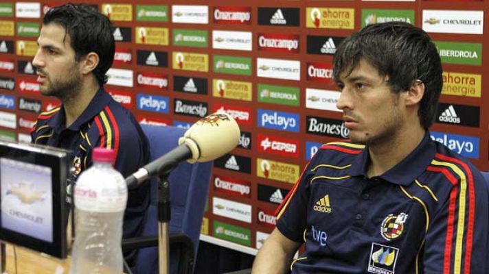 Telediario 1 - Cesc: "Somos compañeros de la selección"