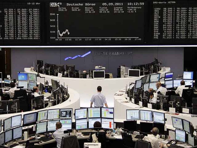 Fuertes caídas en las bolsas europeas por el miedo a la recesión - Informativo 24h | Ver