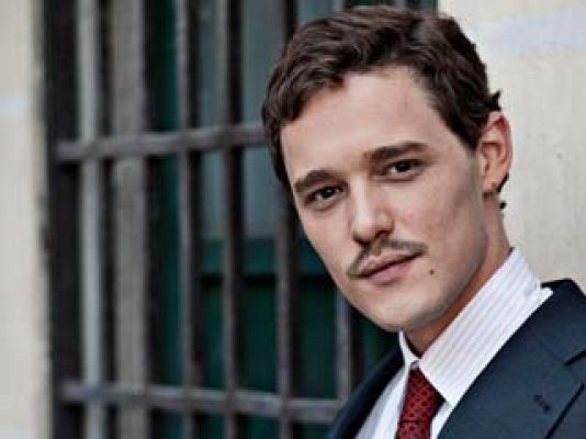 Amar en tiempos revueltos - Federico Aguado es el Inspector