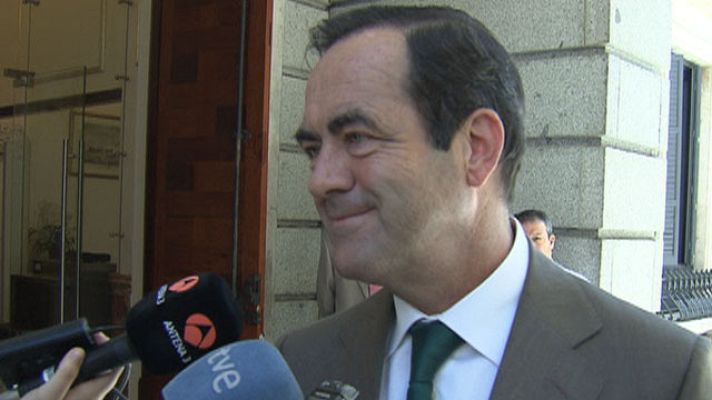 Telediario 1 - José Bono se reúne con Rajoy