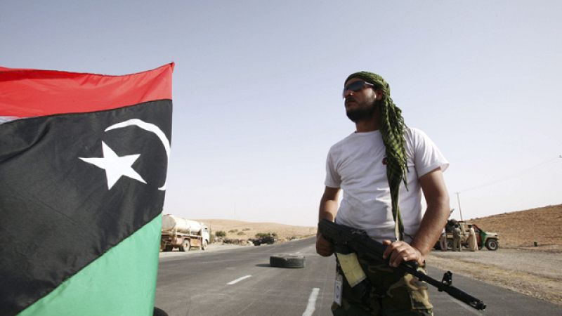 El nuevo ejército libio ubica a Gadafi camino de Chad o Níger