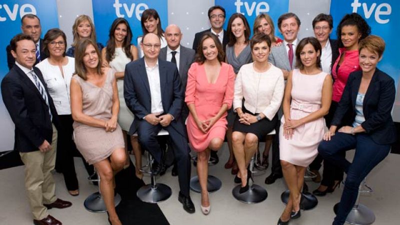 Presentación de la temporada de TVE 2011-2012: Ana Blanco y Pepa Bueno introducen las novedades informativas - La mañana | Ver