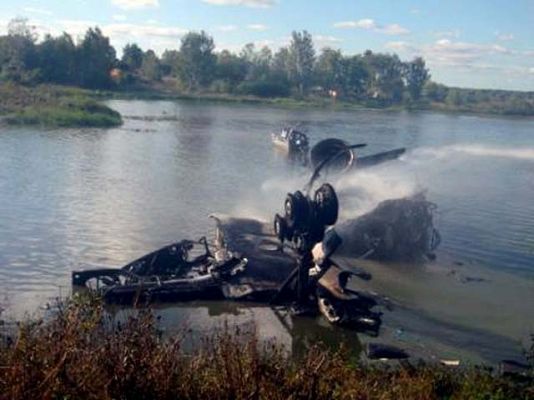  - Un avión Yak-42 se estrella en Rusia con un equipo de hockey profesional a bordo