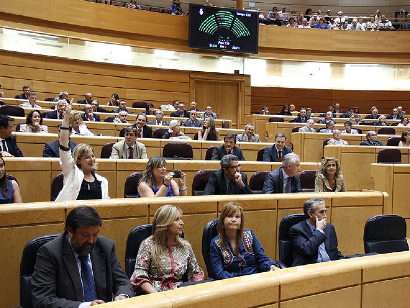 La reforma de la Constitución queda aprobada definitivamente - Informativo 24h | Ver