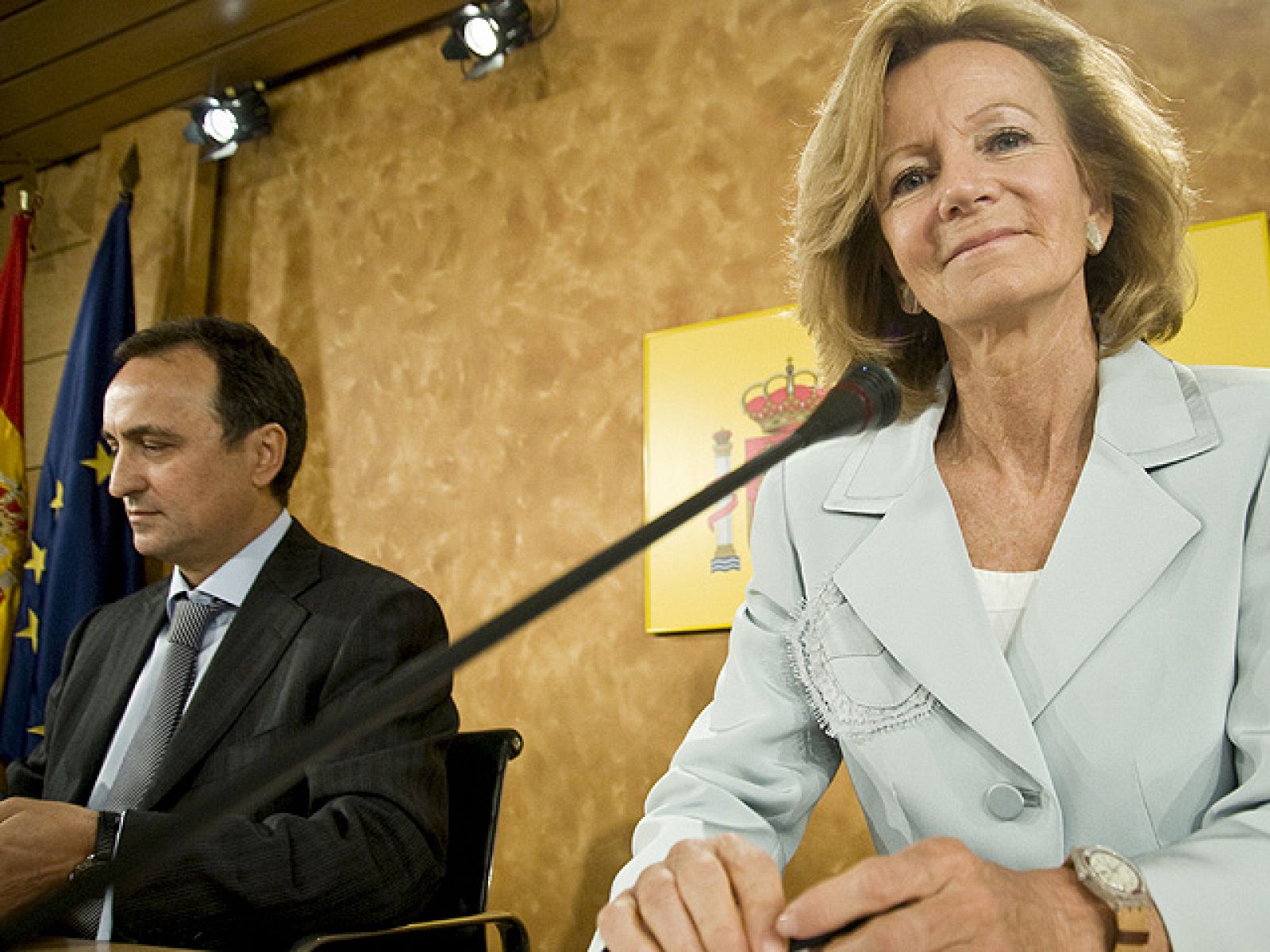 El déficit presupuestario de las CC.AA. fue de 1,20% de su PIB en el primer semestre - Informativo 24h | Ver