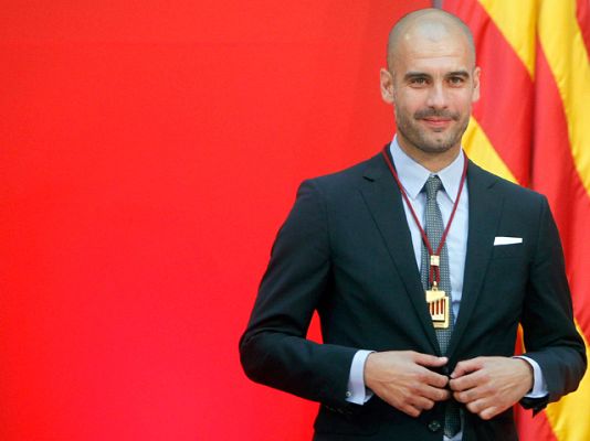 Telediario 1 - Guardiola: "El Barça nos hace buenos"