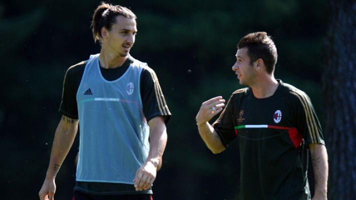 Telediario 1 - 'Ibra' no estará frente al Barça