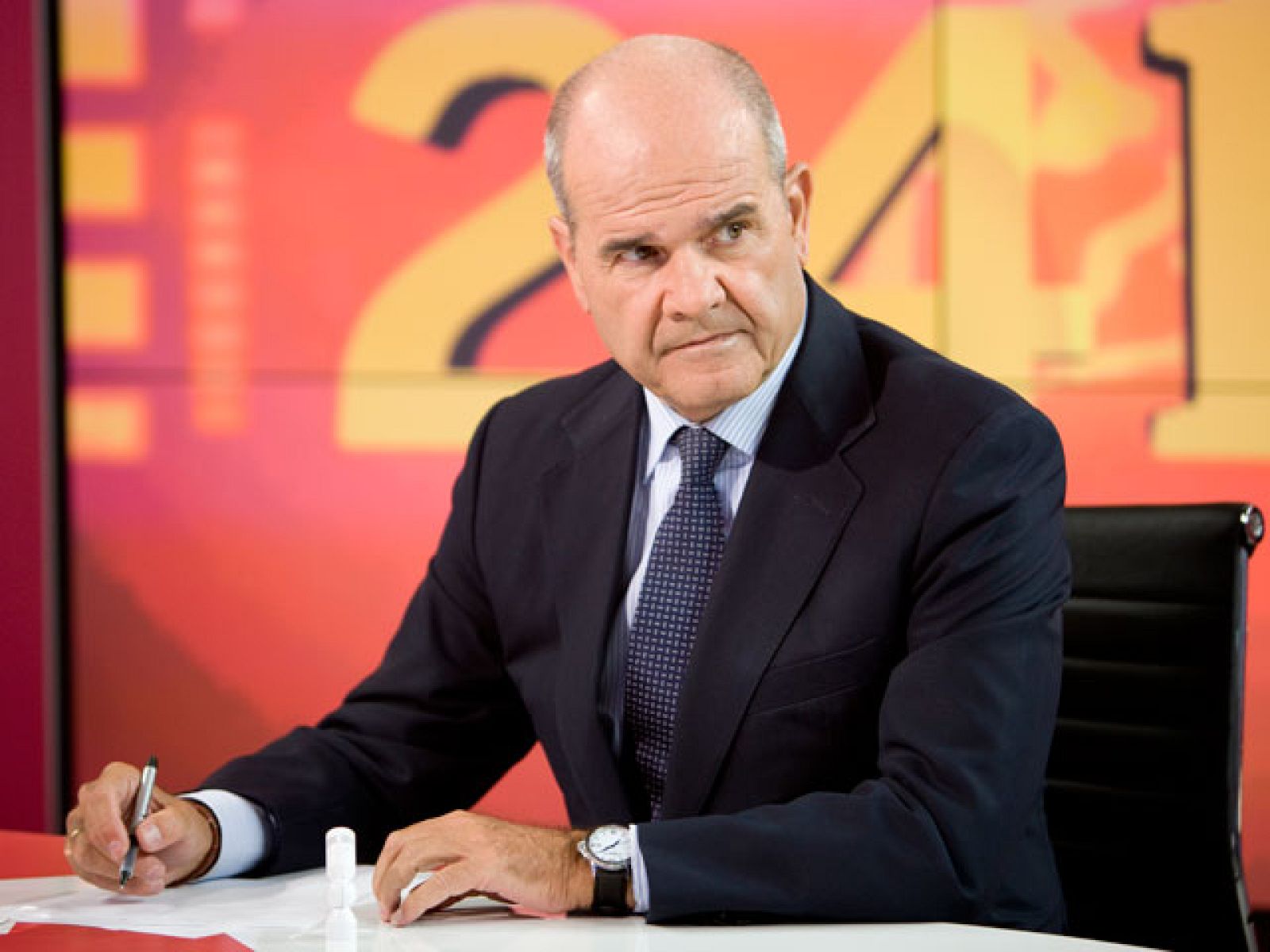 Manuel Chaves, sobre Bono: "Cuando se abre una vía de agua es más fácil dar el testigo"