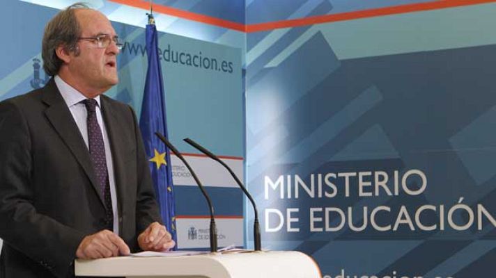 Telediario 1 - Aguirre pide que Gabilondo dimita