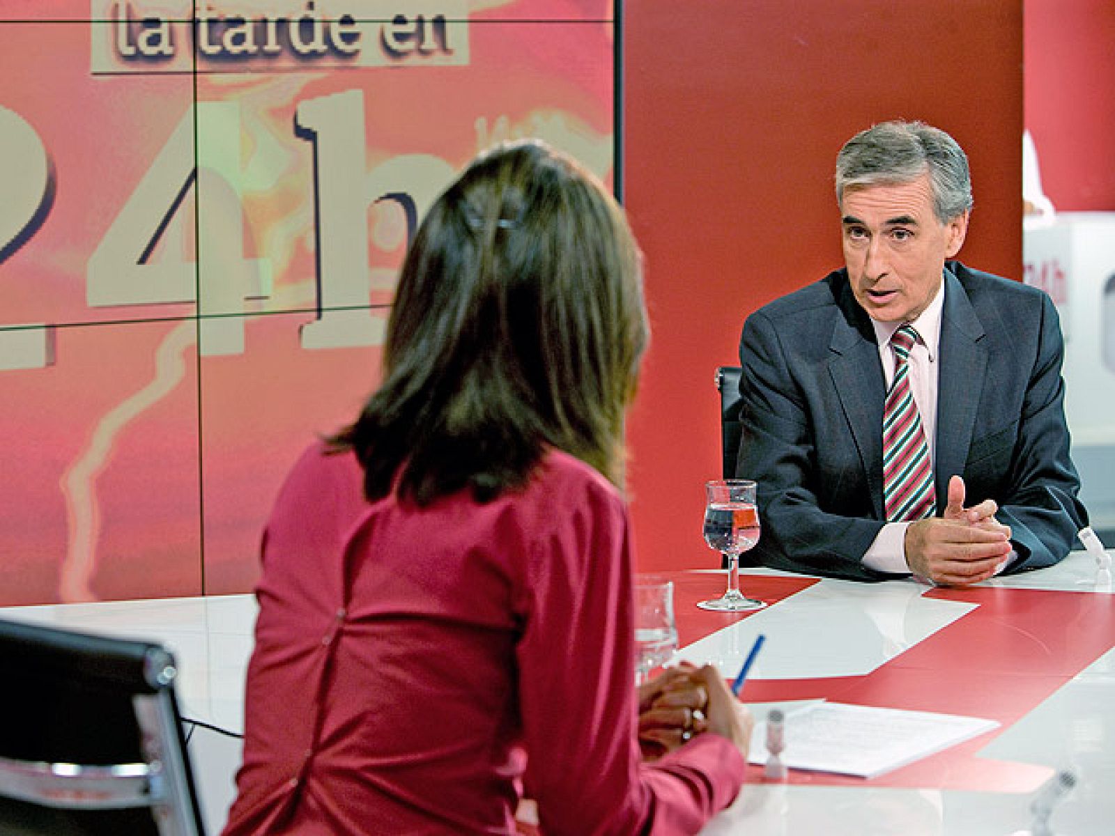 Jáuregui elude dar cifras sobre el impuesto de patrimonio y afirma que hay que esperar al viernes