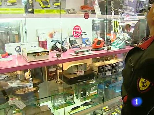 Telediario 1 - Triunfa el mercado de segunda mano