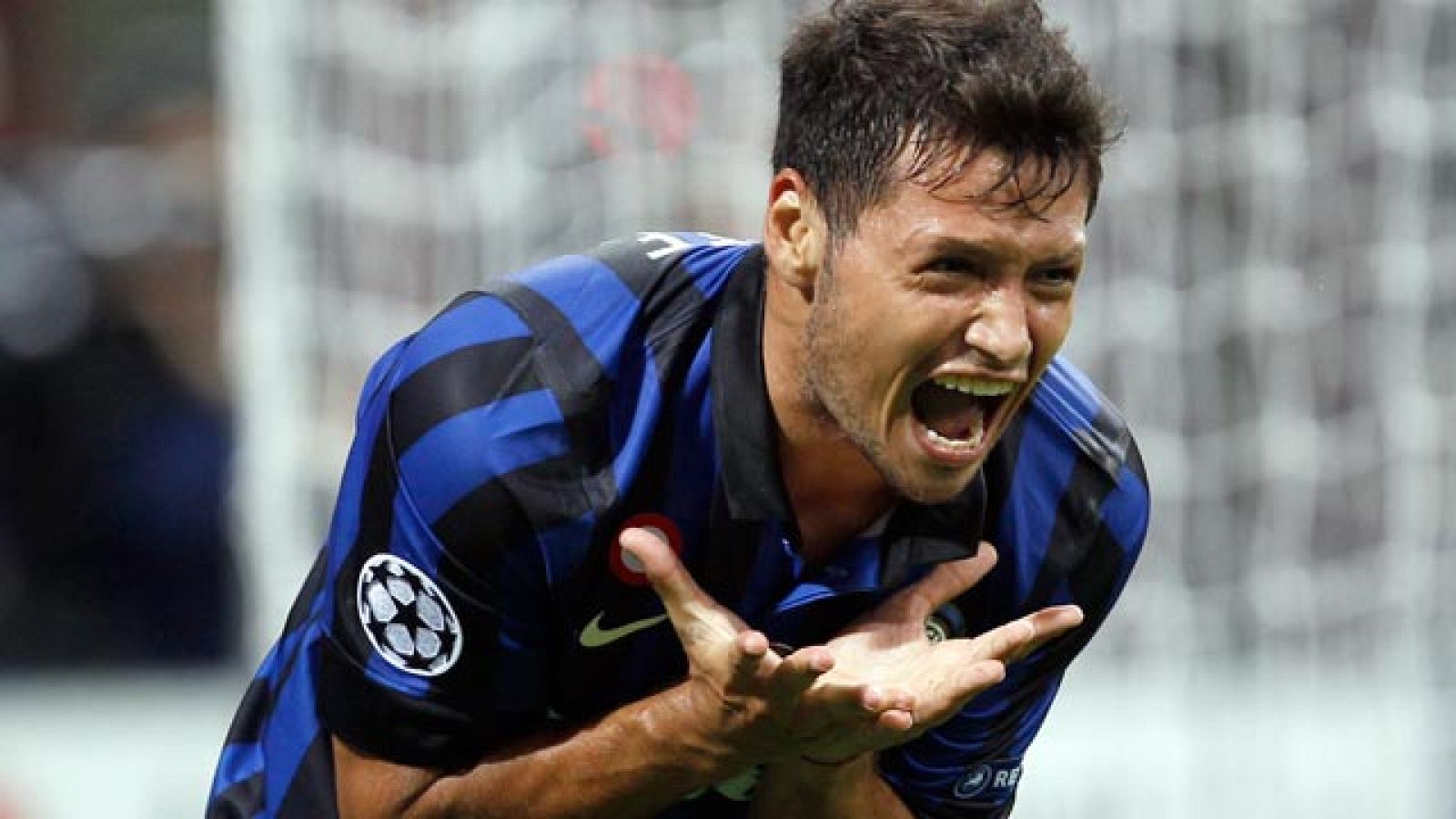 Una de las sorpresas de la jornada, la derrota del campeón de 2010 en casa frente al Trabzonspor turco