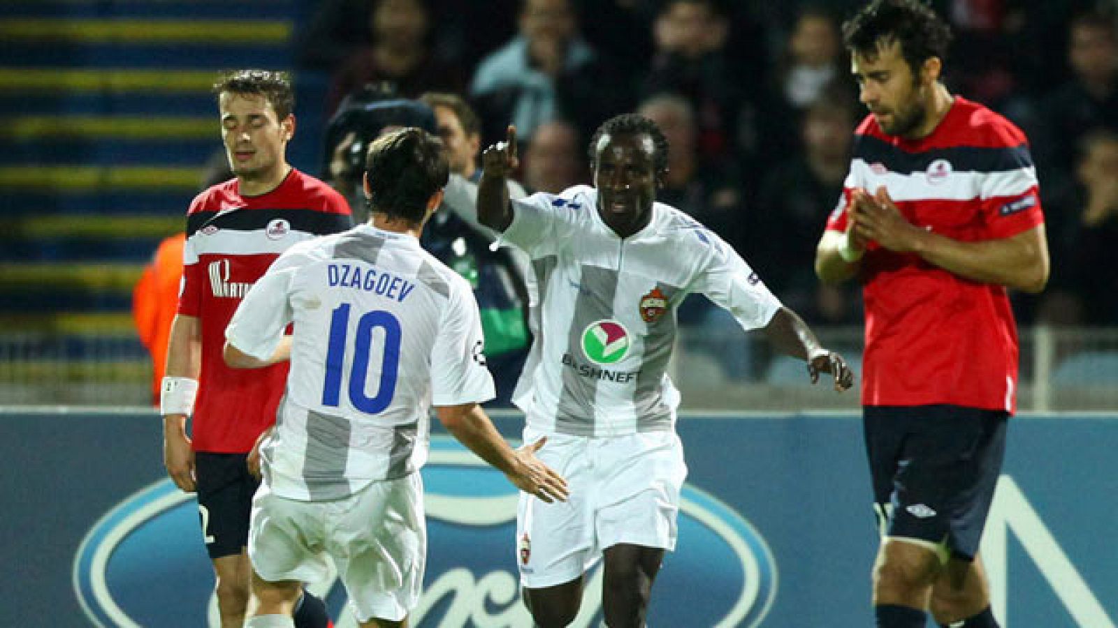 Lille 2 - 2 CSK Moscú