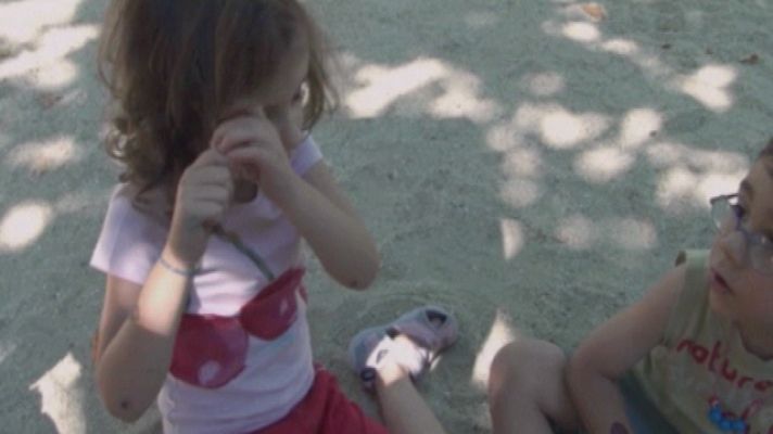 Telediario 1 - Aumentan los brotes de piojos