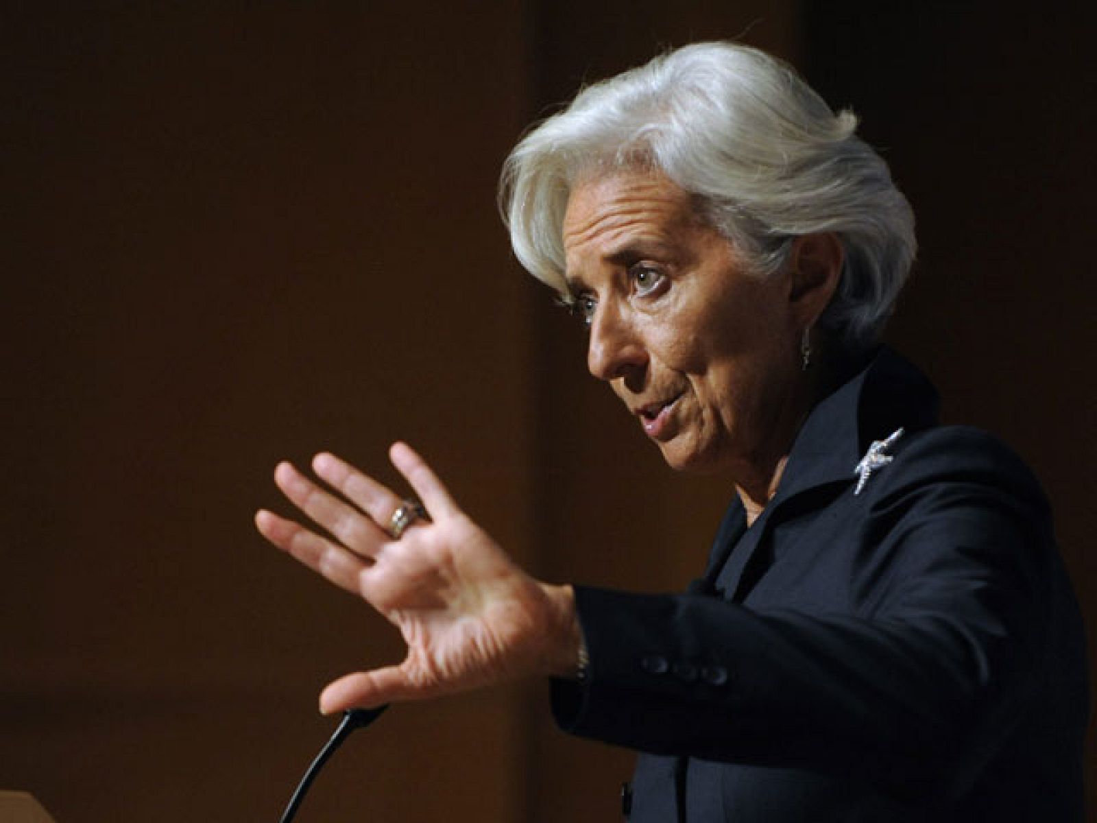 Lagarde advierte de que estamos en una "fase peligrosa de la economía"