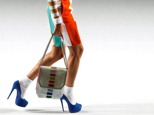  - Desfile íntegro de Davidelfin