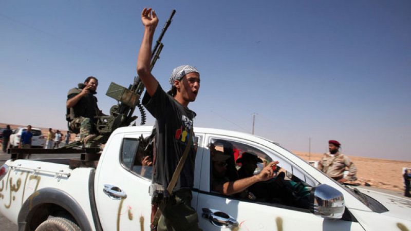 Los milicianos libios se  reorganizan tras ser rechazada su ofensiva