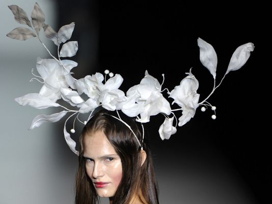  - Desfile íntegro de Elisa Palomino