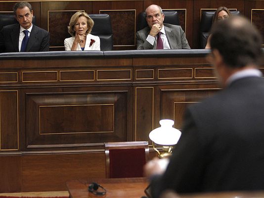 Informativo 24h - Agrio debate sin despedida de Zapatero