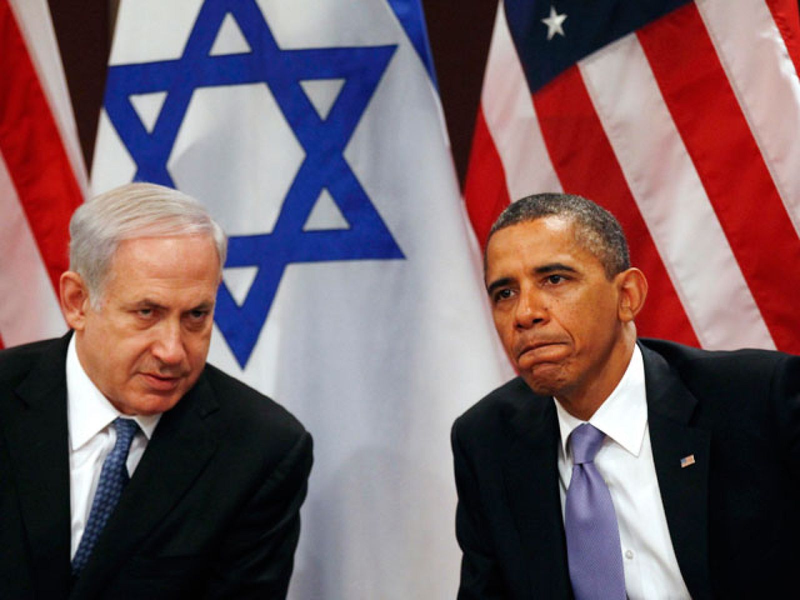 El presidente de Estados Unidos, Barack Obama, ha rechazado la iniciativa palestina de ser miembro de pleno derecho de la ONU y ha subrayado que la paz en Oriente Medio se logra en las negociaciones directas entre ambas partes.