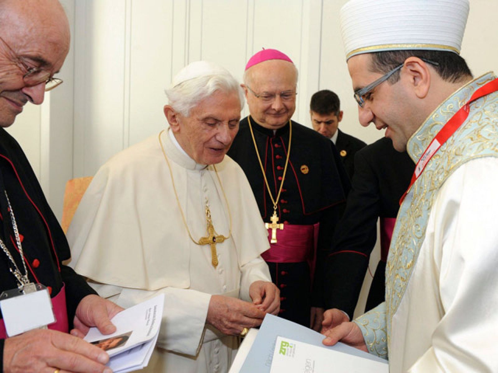 Benedicto XVI hace un llamamiento en Alemania al diálogo entre cristianismo e Islam
