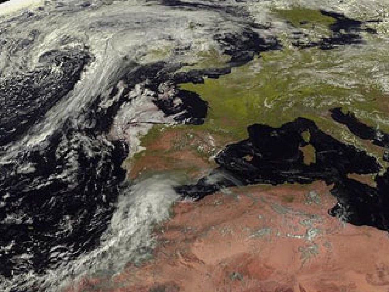 Chubascos fuertes en Cataluña, Pirineos y Baleares y nuboso en Galicia
