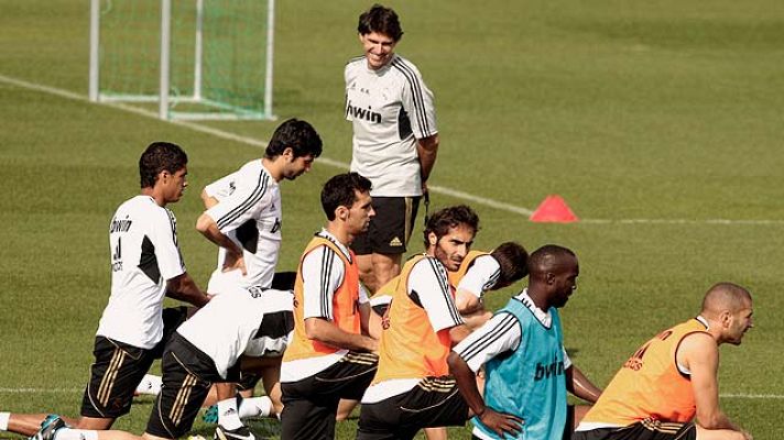 Telediario 1 - Vuelve el derbi Madrid-Rayo